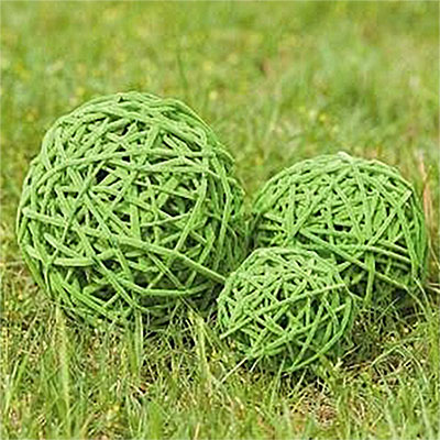 4 Curly Willow Balls, 8" Green Velvet